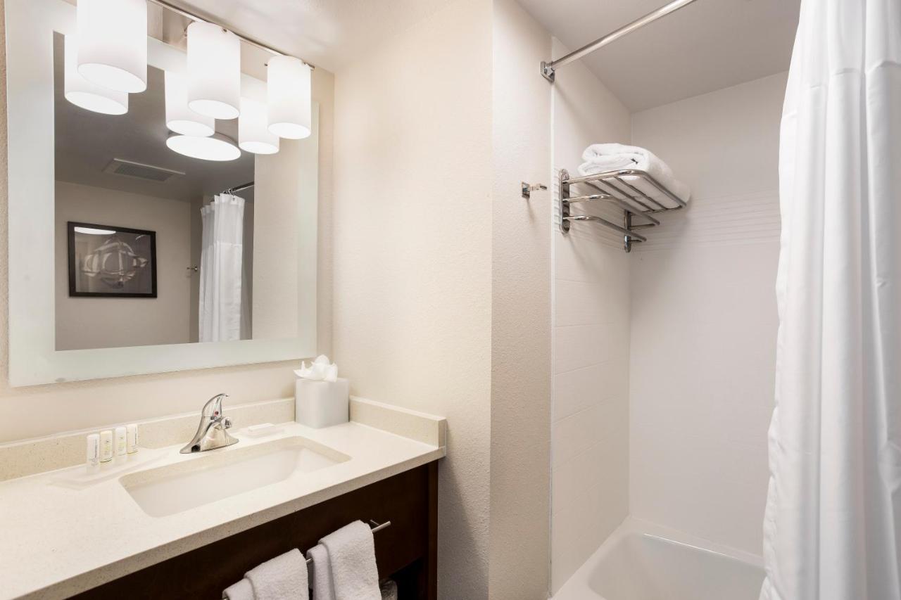 Towneplace Suites By Marriott San Mateo Foster City Buitenkant foto